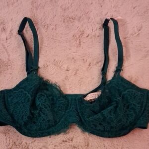 Victoria's Secret Deep Green Lace Bra